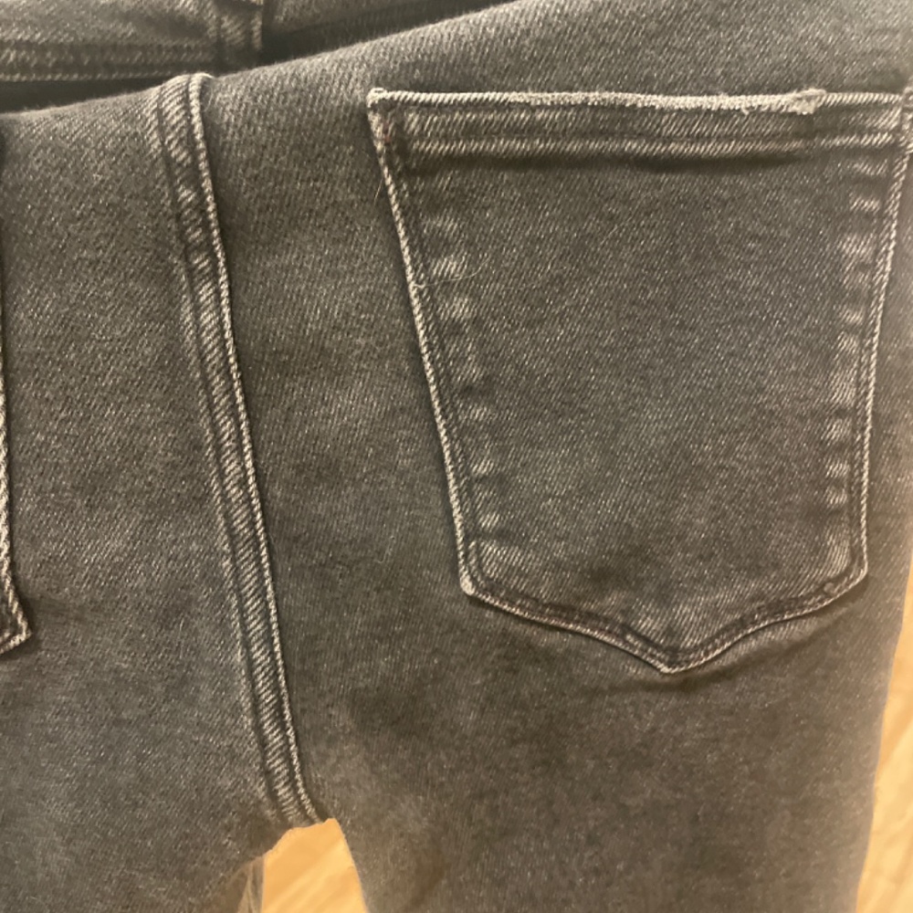 Jeans - Picture 3 of 3